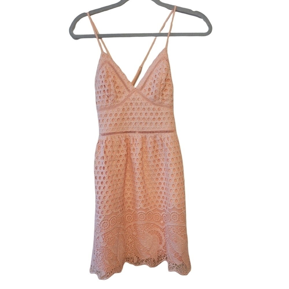Abercrombie & Fitch Peach Eyelet Lace Overlay‎ Dress Size XS - Picture 2 of 5